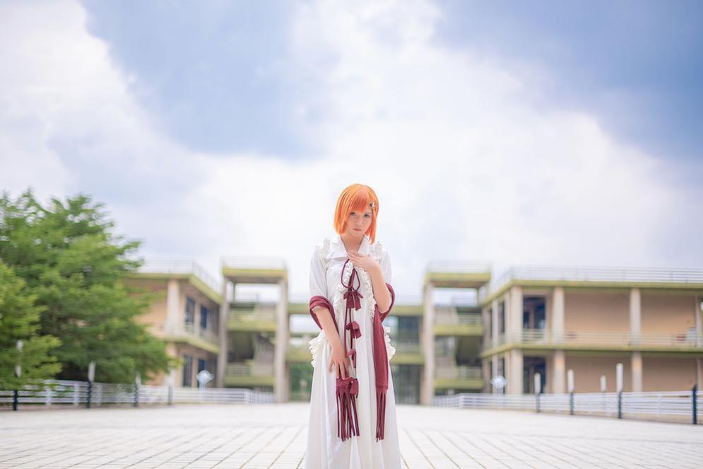 超级感性的coser！抱走莫子尾巴分享最新的cos作品